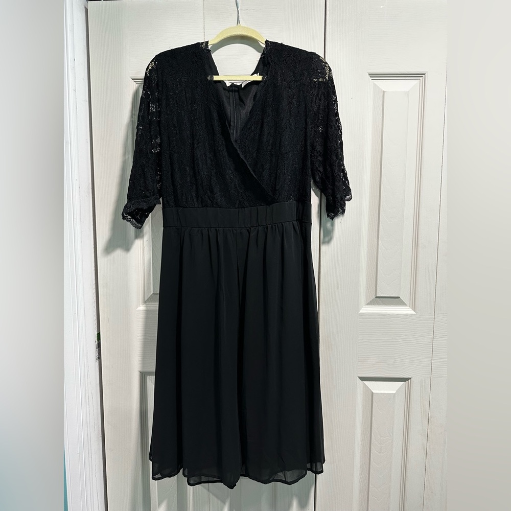 Elegant Black Lace Dress